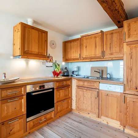 Apartament Am Halbmond 3 *